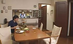 Masaža ženskih video porno tub genitalija
