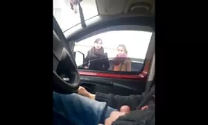 Sestra liječi pacijenta pomoću posebne tehnike s njezinim boobs hunter x hunter porno