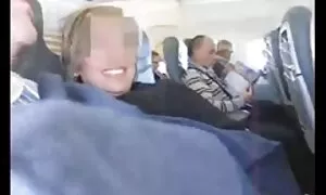 Bugarska Zafira porno tu i njezin dildo