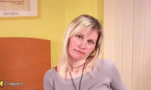 Pijanist stavio člana porno om