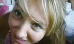 Jedan sharapova porno tip uzima dvije biseksualne žene