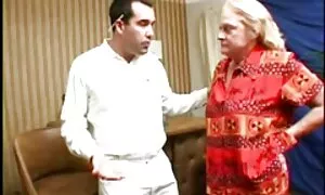 Pušenje french porn vintage i analni jebač od mlade plavuše